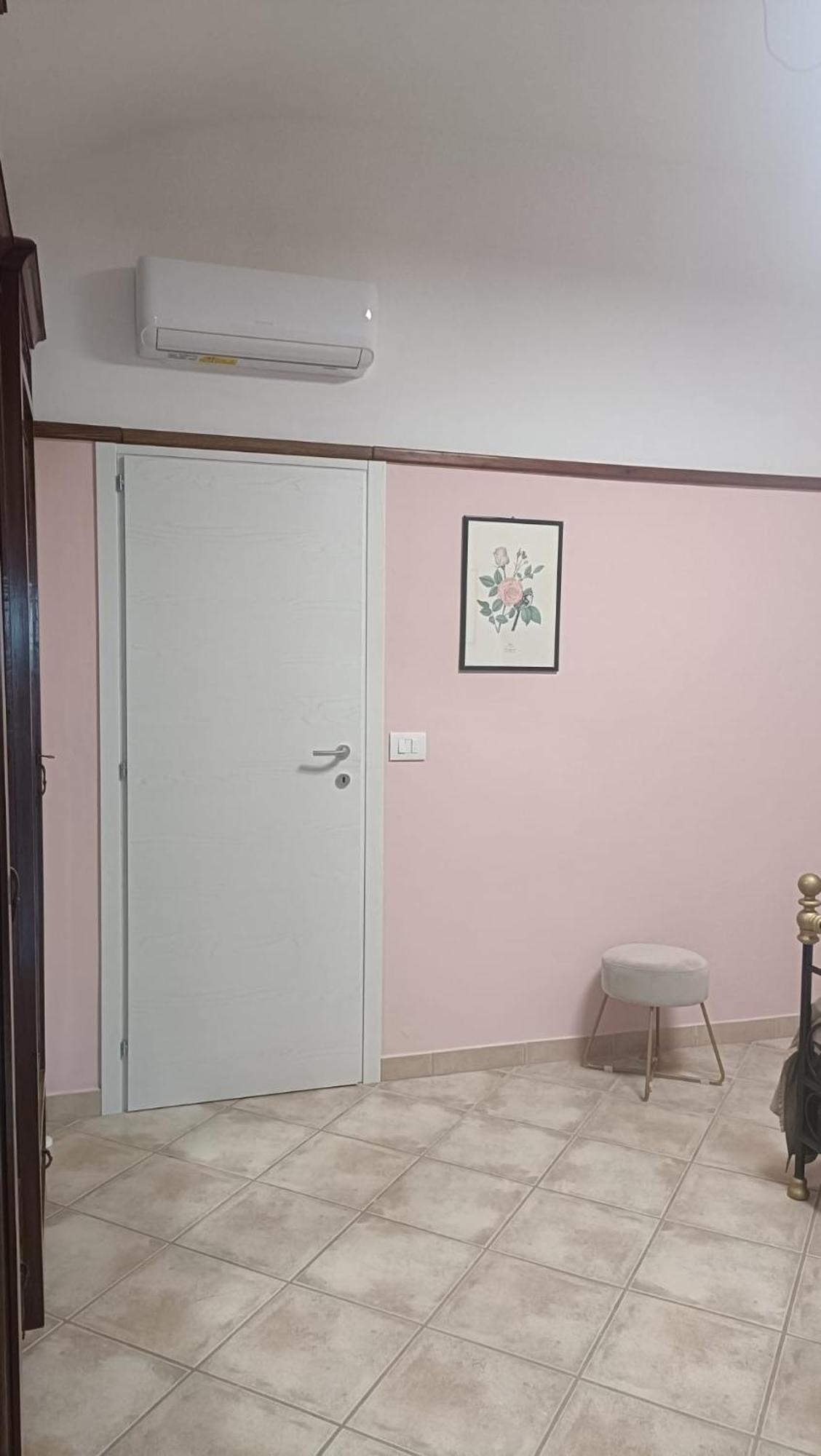 Bed and Breakfast Il Cortile Di Greta Лу Экстерьер фото